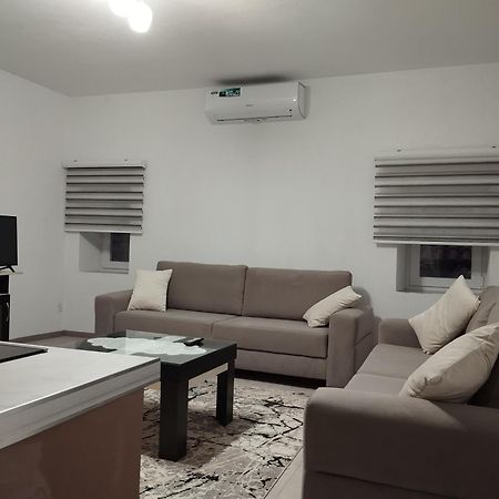 Erteo Guest House Pogradec Exterior photo